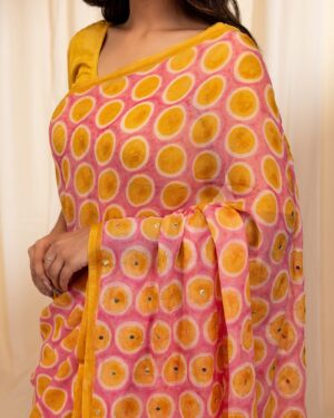 Modern Pink Chiffon Saree for Stylish Women